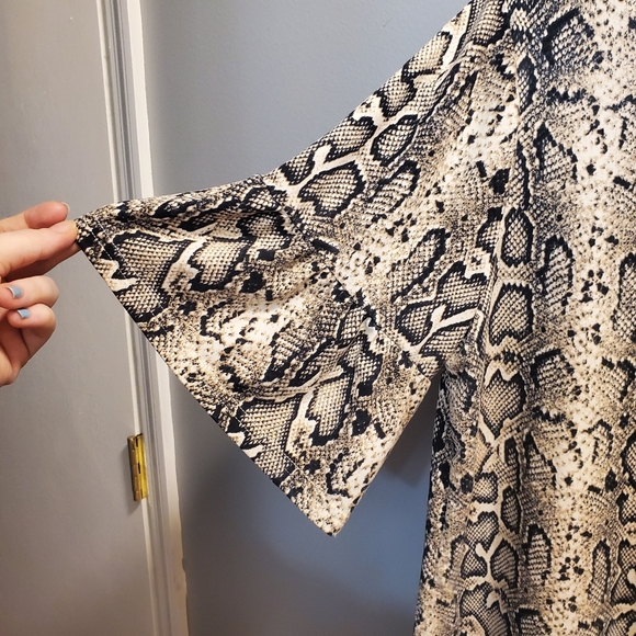 Top - Picture 3 of 4